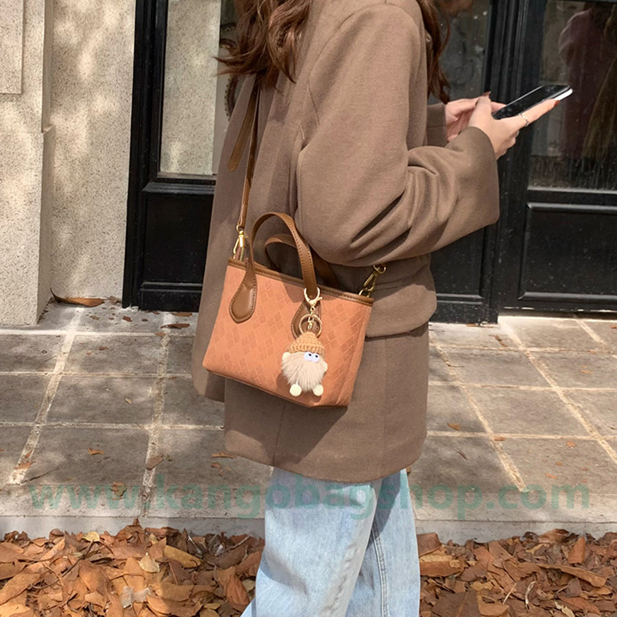 Delicate handbag with autumn and winter new high-grade texture small cross-shoulder Korean department bucket bag woman