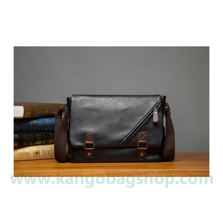 The new one-shoulder briefcase men's casual and fashionable envelope bag large-capacity messenger bag