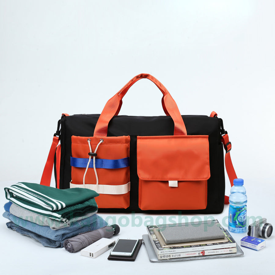 High-capacity one-shoulder travel bag sports waterproof bag bag hand-held sleeve rod box package to be delivered