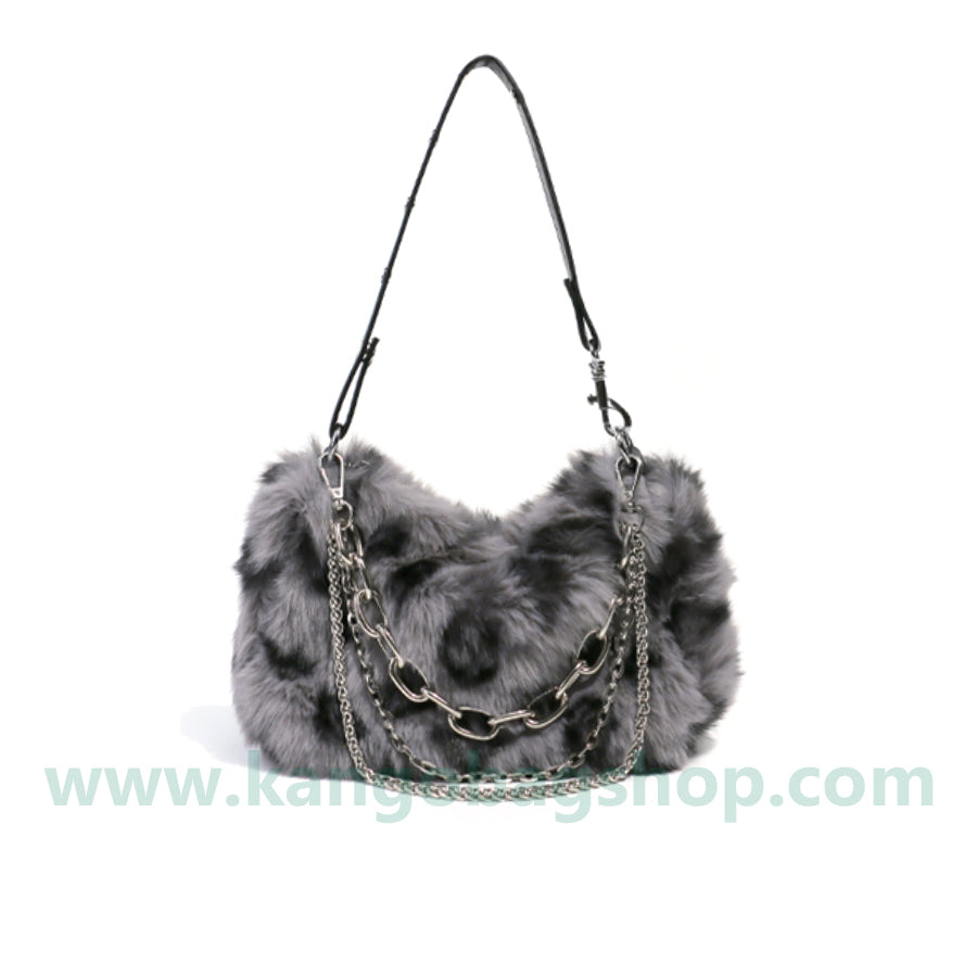 Autumn and winter new hairy high-grade underarm bag fashion with plush one-shoulder slant cross woman bag