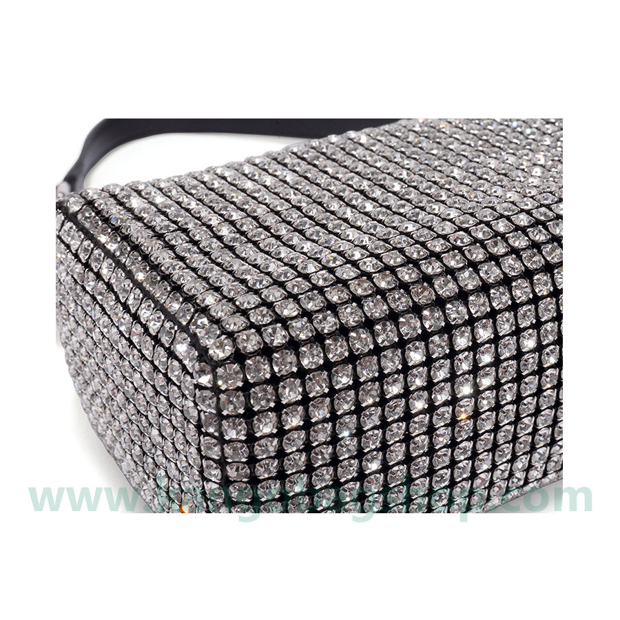 The new diamond bag full of Diamond Bag Pearl handbag chain bag armpit bag