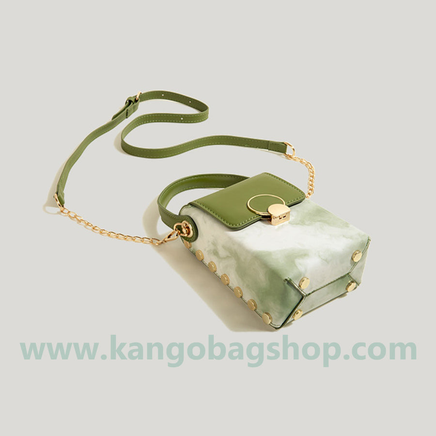 Small design hand halo-dyed bag women's new spring and summer fashion straddle single-shouldered oblique mobile phone bag