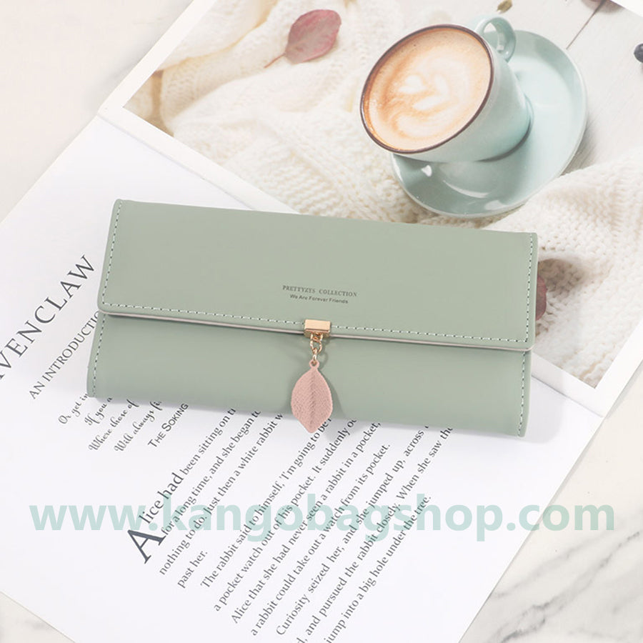 The purse long style design Korean version fresh handbag female hand holds the multi-function card bag