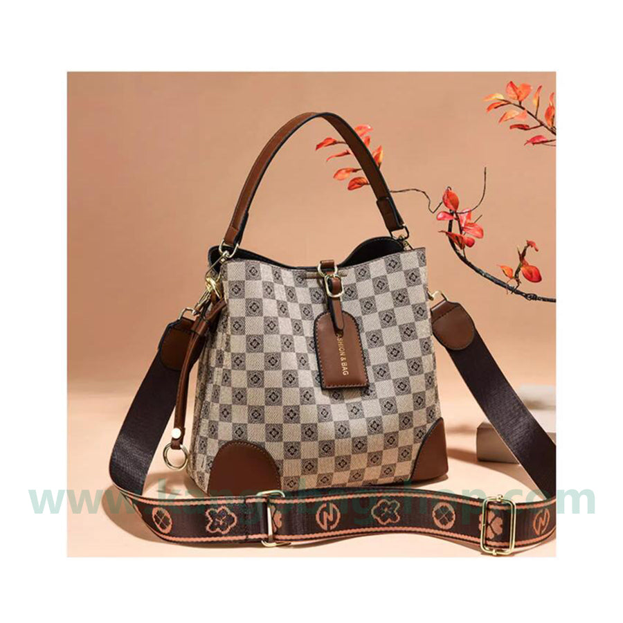 The new style light luxury women's handbag handbag shoulder bag lady upscale fashion cross-body bag trend