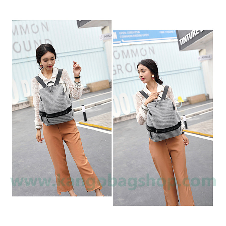 The new summer Korean version of the female backpack lightweight fashion large-capacity travel bag